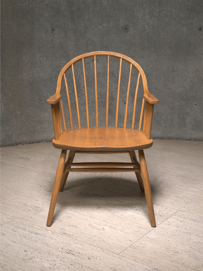 Claud Bunyard, CB10 Chair (front view), 1963, ash, 34″ H x 22″ W x 22″ D, Yale Center for British Art, photo by Richard Caspole