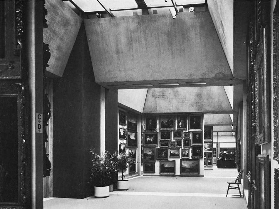 Long Gallery, from William H. Jordy, “Art Centre, Yale University, architect: Louis I. Kahn,” Architectural Review 162, no. 695 (July 1977): 12. © Cervin Robinson