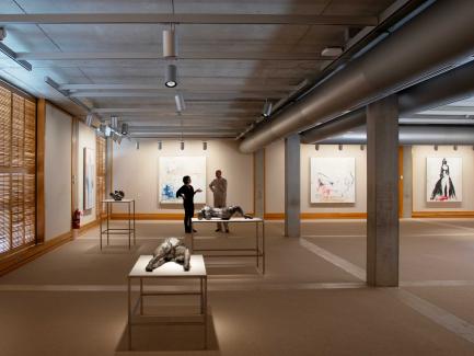 installing an exhibition